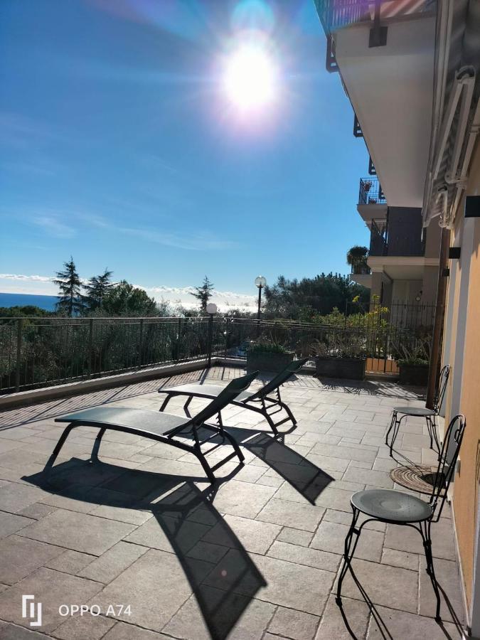 Corso Montecarlo Apartment Ventimiglia Exterior foto