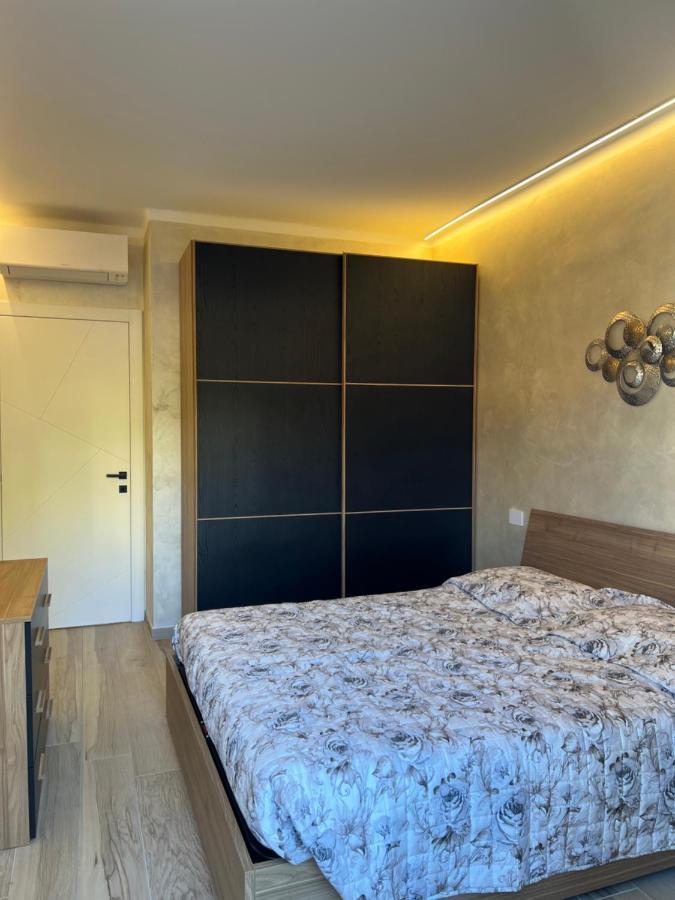 Corso Montecarlo Apartment Ventimiglia Exterior foto
