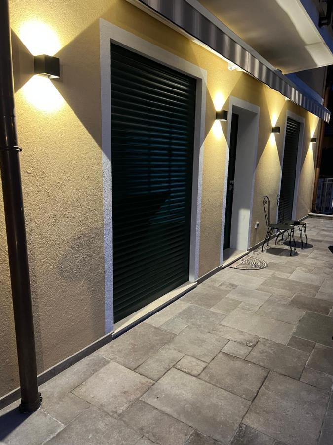 Corso Montecarlo Apartment Ventimiglia Exterior foto